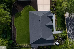 54 Nevsky St, Edison, NJ 08820 - Photo 3