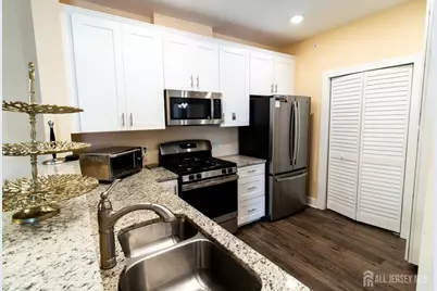 834 Stiller Lane, Monroe Township, NJ 08831 - Photo 5