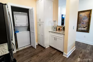 834 Stiller Ln, Monroe Township, NJ 08831 - Photo 5