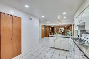 688 Grove Ave, Edison, NJ 08820 - Photo 15
