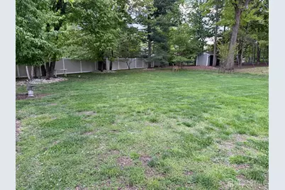 688 Grove Avenue, Edison, NJ 08820 - Photo 7