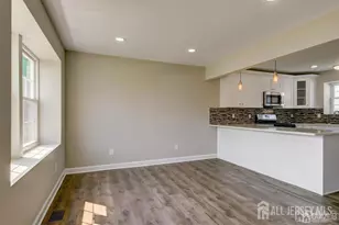 117 Dorothy St, Carteret, NJ 07008 - Photo 9