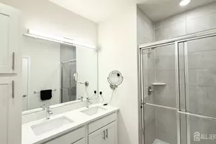 542 Lorhan Dr, Piscataway Township, NJ 08854 - Photo 21