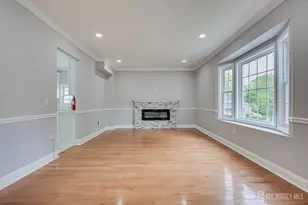22 Mary Ellen Dr, Edison, NJ 08820 - Photo 5