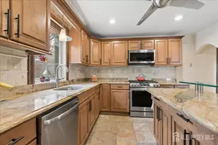 24 Haight Ave, Piscataway Township, NJ 08854 - Photo 11