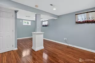 24 Moryan Rd, Edison, NJ 08817 - Photo 19