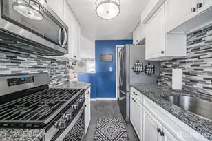 684 Colgate Ave, Perth Amboy, NJ 08861 - Photo 9