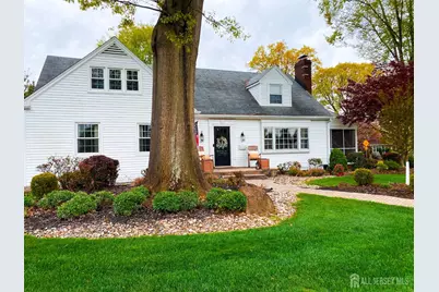 608 E Hendricks Boulevard E, South Plainfield, NJ 07080 - Photo 3
