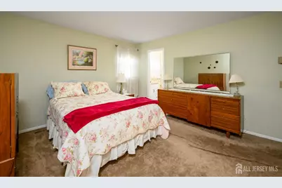 136 Roberts Avenue, Piscataway Township, NJ 08854 - Photo 19