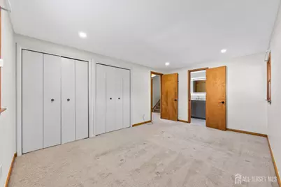 21 Starlit Drive, Middlesex, NJ 08846 - Photo 13