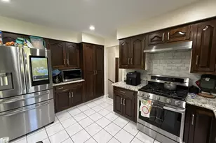 4 Fern Ct, North Brunswick Township, NJ 08902 - Photo 11