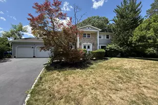 4 Fern Ct, North Brunswick Township, NJ 08902 - Photo 1