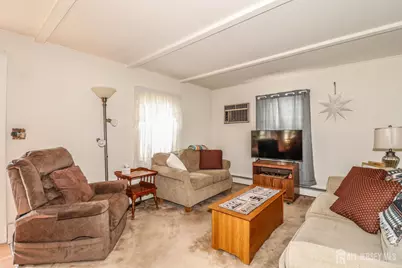 215 Loring Avenue, Edison, NJ 08817 - Photo 5