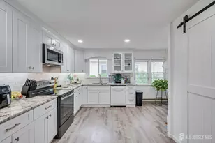 836 Forrest Ave, Old Bridge Township, NJ 08879 - Photo 9
