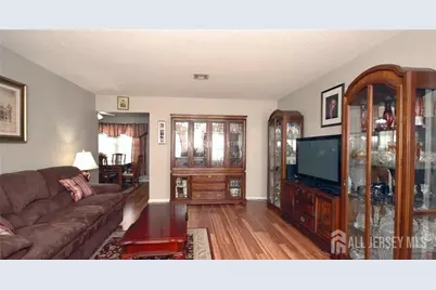 475 Rockport Way #A, Monroe Township, NJ 08831 - Photo 3