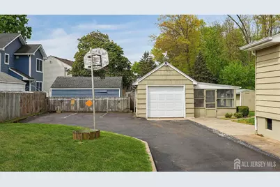 215 Fairfield Avenue, Middlesex, NJ 08846 - Photo 25