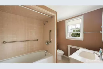 215 Fairfield Avenue, Middlesex, NJ 08846 - Photo 19