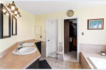 181 Glenwood Avenue, Burlington Twp, NJ 08016 - Photo 9