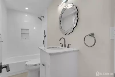 21 Market Street, Edison, NJ 08817 - Photo 25