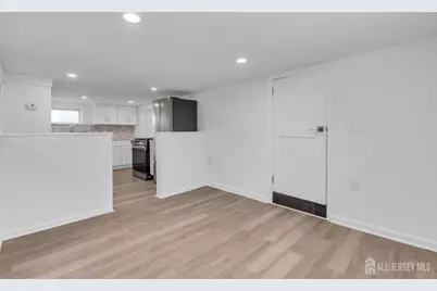 21 Market Street, Edison, NJ 08817 - Photo 35