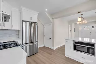 21 Market St, Edison, NJ 08817 - Photo 23