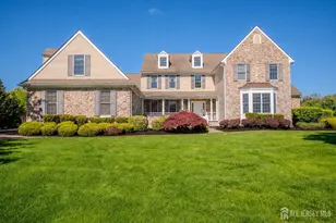 2 Linwood Dr, Monroe Township, NJ 08831 - Photo 1