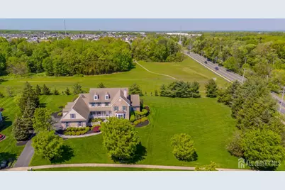 2 Linwood Drive, Monroe Township, NJ 08831 - Photo 11