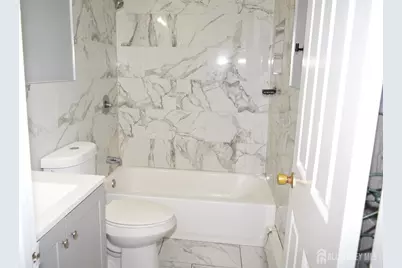 31 Larch Street, Carteret, NJ 07008 - Photo 25