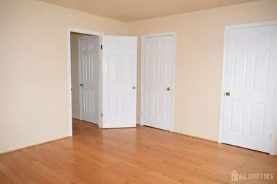 31 Larch Street, Carteret, NJ 07008 - Photo 29