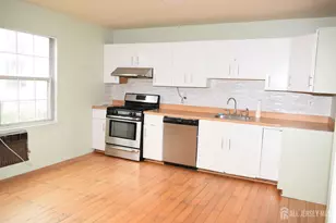31 Larch St, Carteret, NJ 07008 - Photo 13