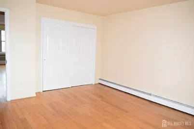 31 Larch Street, Carteret, NJ 07008 - Photo 23