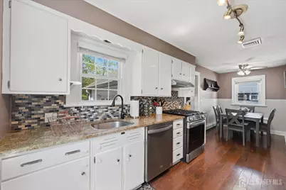 [Address not provided], North Plainfield, NJ 07060 - Photo 17