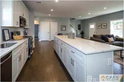 47 Glenville Road, Edison, NJ 08817 - Photo 5