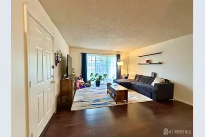 488 Witney Court, North Brunswick Township, NJ 08902 - Photo 3