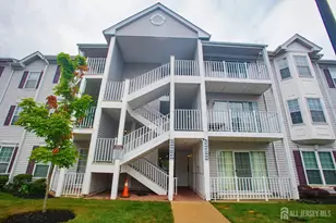 488 Witney Ct, North Brunswick Township, NJ 08902 - Photo 1