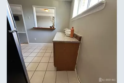 205 College Drive, Edison, NJ 08817 - Photo 3