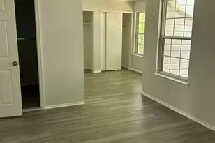 251 Hyde Park Rd, Franklin Township, NJ 08873 - Photo 13