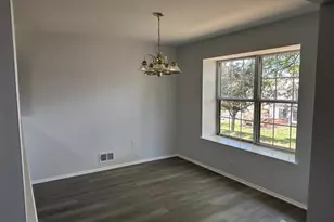 251 Hyde Park Rd, Franklin Township, NJ 08873 - Photo 7