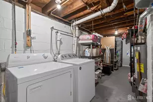 63 Lyons Ave, Woodbridge Township, NJ 07095 - Photo 17