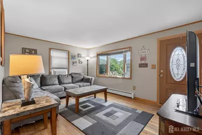 63 Lyons Avenue, Woodbridge Township, NJ 07095 - Photo 3