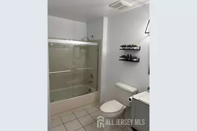 102 Albury Way, North Brunswick Township, NJ 08902 - Photo 5