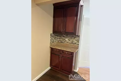 102 Albury Way, North Brunswick Township, NJ 08902 - Photo 7