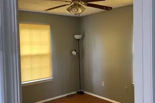 102 Albury Way, North Brunswick Township, NJ 08902 - Photo 9