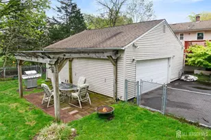 13 Fishel Rd, Edison, NJ 08820 - Photo 25