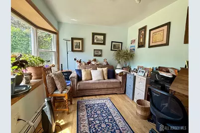 160 Lakeside Drive S, Piscataway Township, NJ 08854 - Photo 3