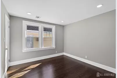 574 Hazel Avenue, Perth Amboy, NJ 08861 - Photo 15