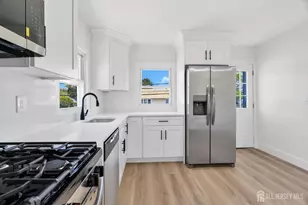 414 S Pine Ave S, Sayreville, NJ 08879 - Photo 11