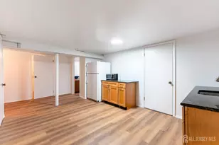 22 Foley Ave, Edison, NJ 08820 - Photo 23