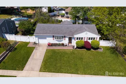 2 Birchwood Road, Jamesburg, NJ 08831 - Photo 3