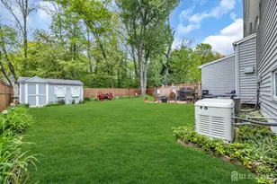19 Shetland Rd, East Brunswick Township, NJ 08816 - Photo 33